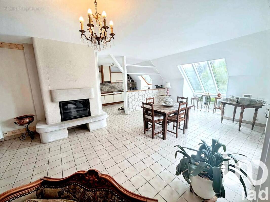 Photo 1 - Maison à PERIERS