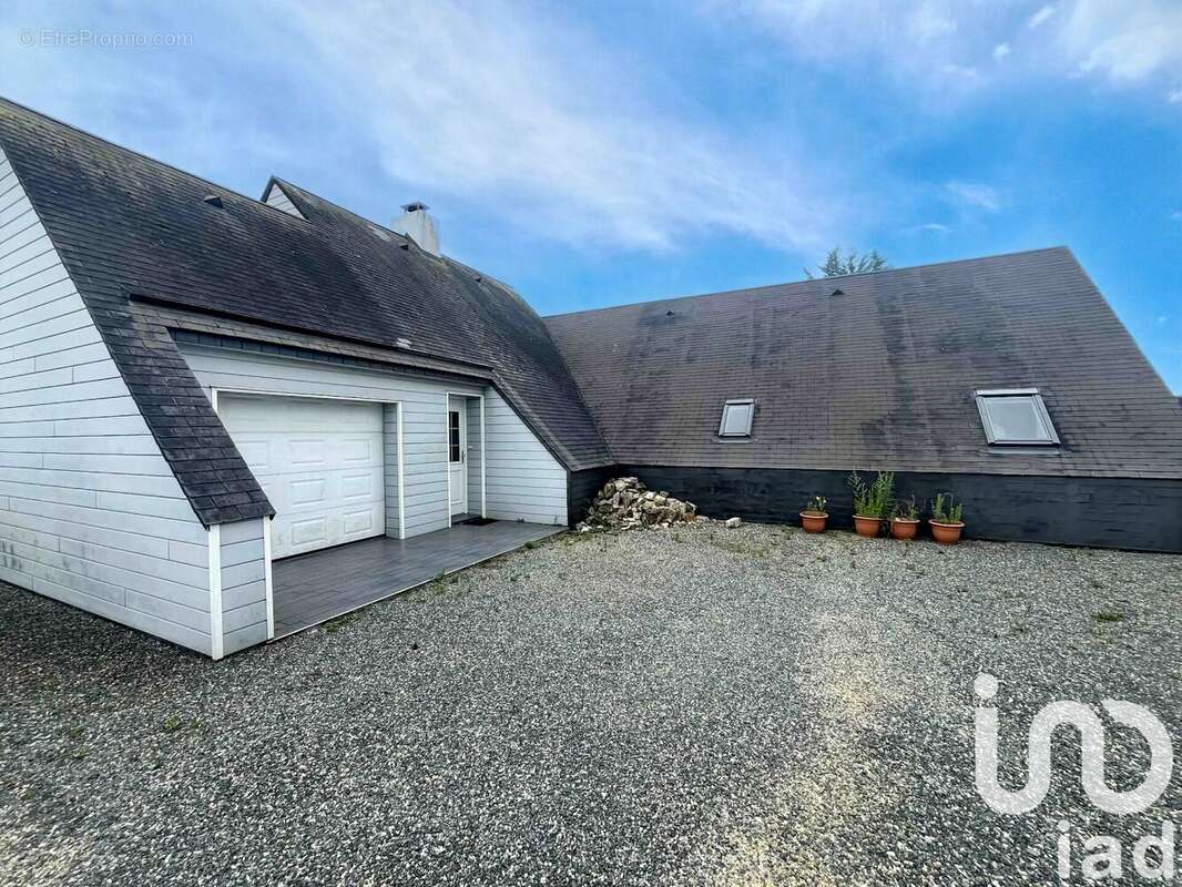 Photo 2 - Maison à PERIERS