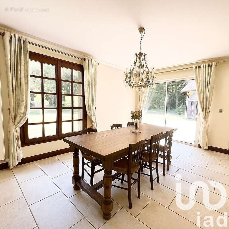 Photo 5 - Maison à LA VENDUE-MIGNOT