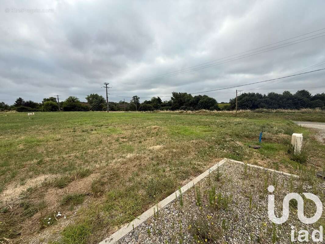 Photo 3 - Terrain à SAINT-SARDOS