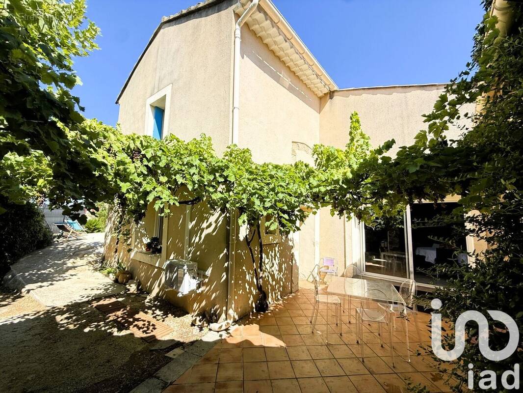 Photo 1 - Maison à UCHAUX