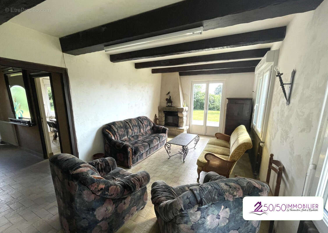 Maison à PLOUNEVEZ-LOCHRIST