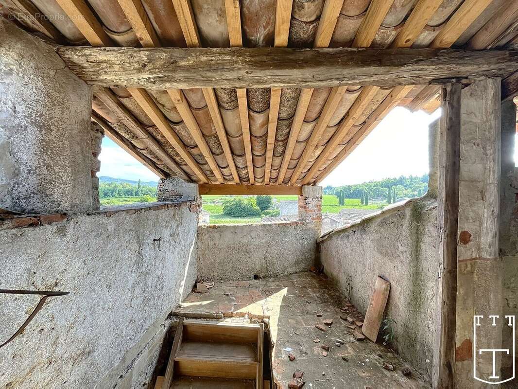 Maison à SAINT-ALBAN-AURIOLLES