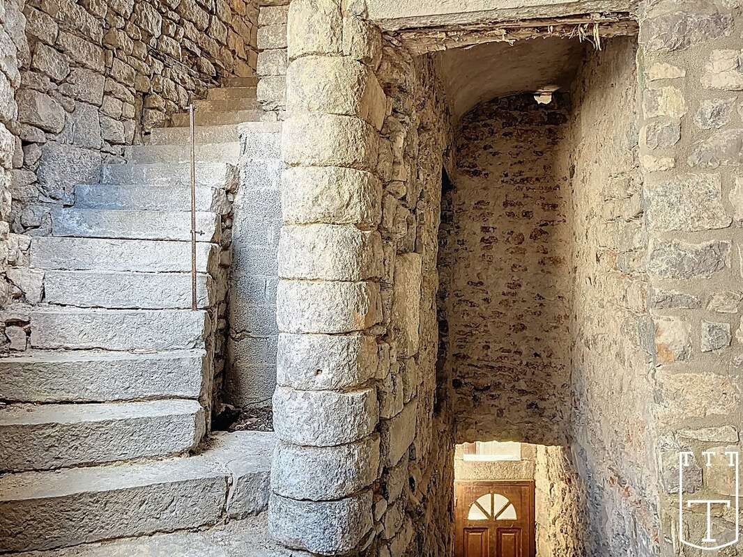 Maison à SAINT-ALBAN-AURIOLLES