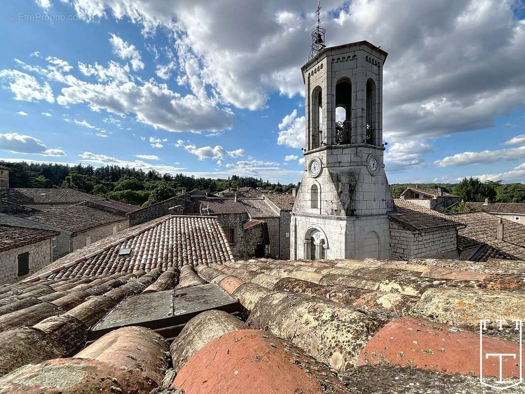 Maison à SAINT-ALBAN-AURIOLLES