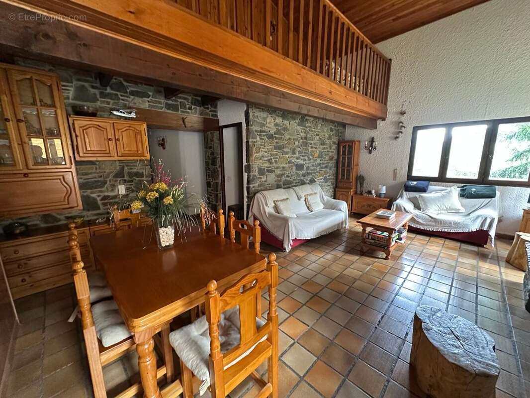 Maison à SAINT-PIERRE-DELS-FORCATS