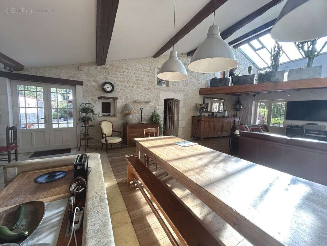 Maison à SAINT-ANDRE-DE-LIDON