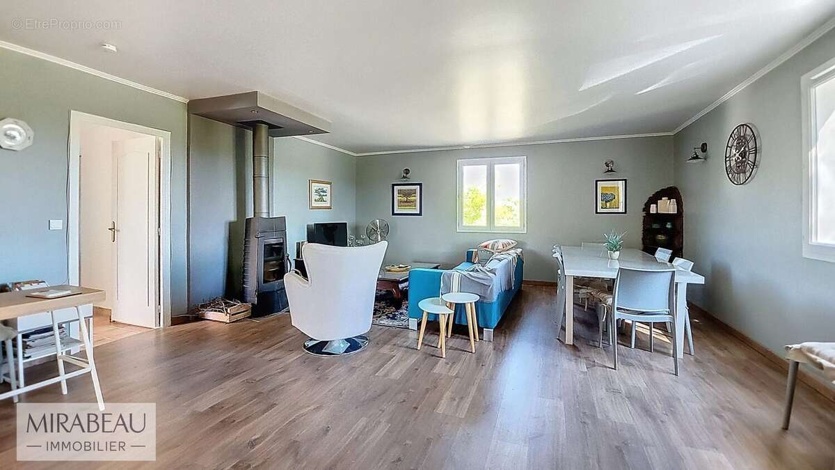 Maison à BEAUMONT-DE-PERTUIS