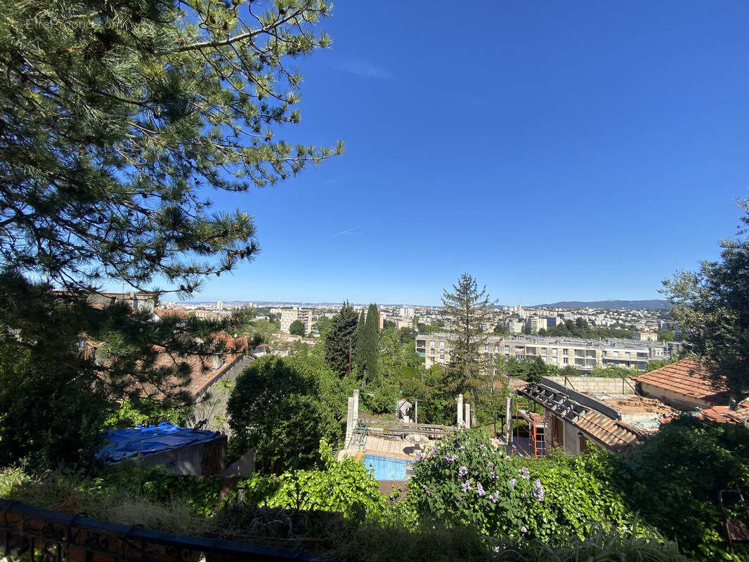 Maison à MARSEILLE-10E