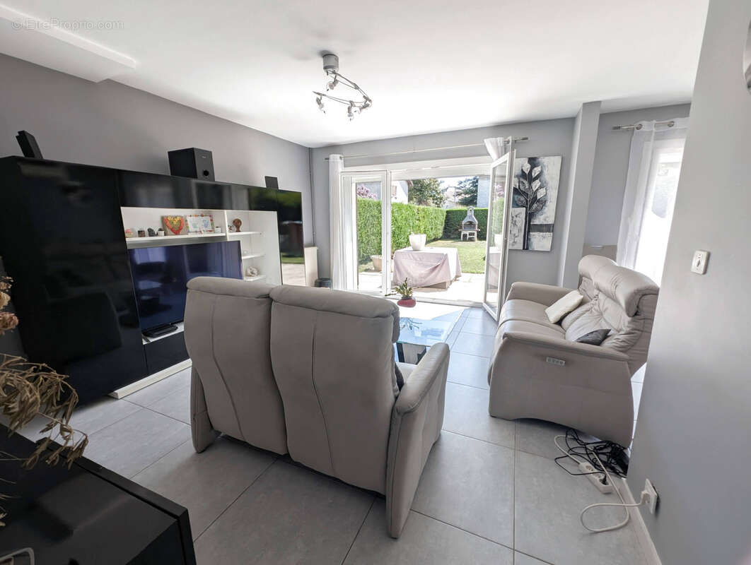 Maison à VARCES-ALLIERES-ET-RISSET