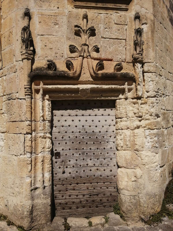 Maison à LA TOUR-BLANCHE