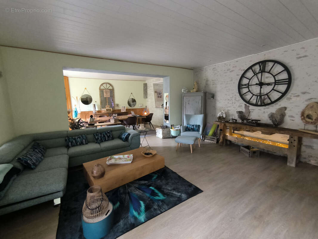 Maison à SAINT-AUBIN-DE-BLAYE