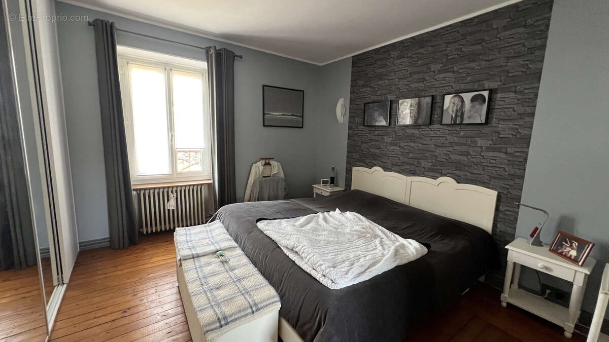 Maison à AUTEUIL