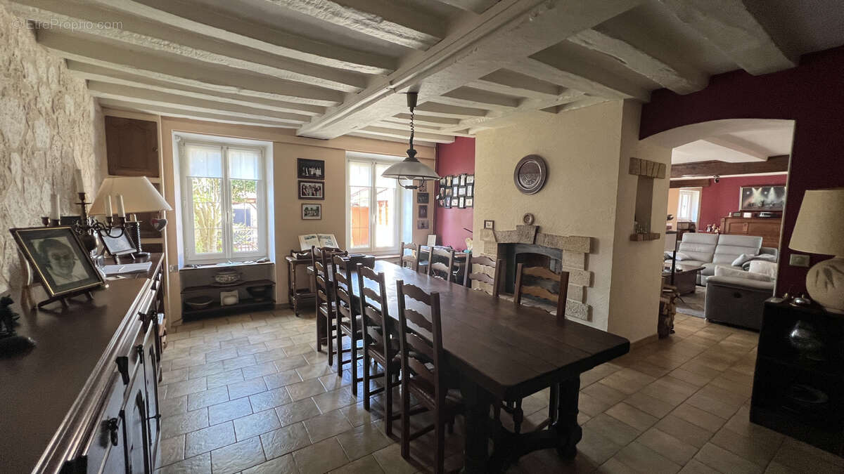 Maison à MONTFORT-L'AMAURY