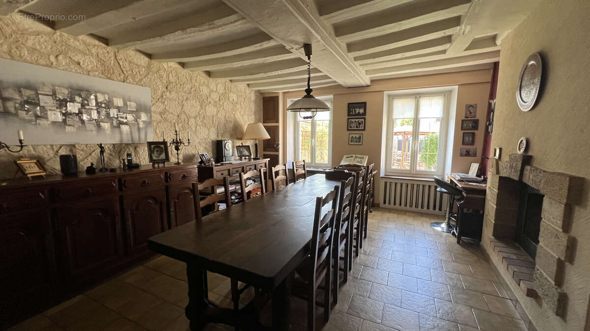 Maison à MONTFORT-L'AMAURY