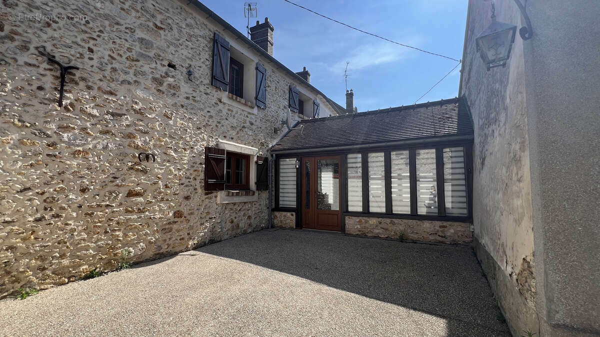 Maison à MONTFORT-L'AMAURY