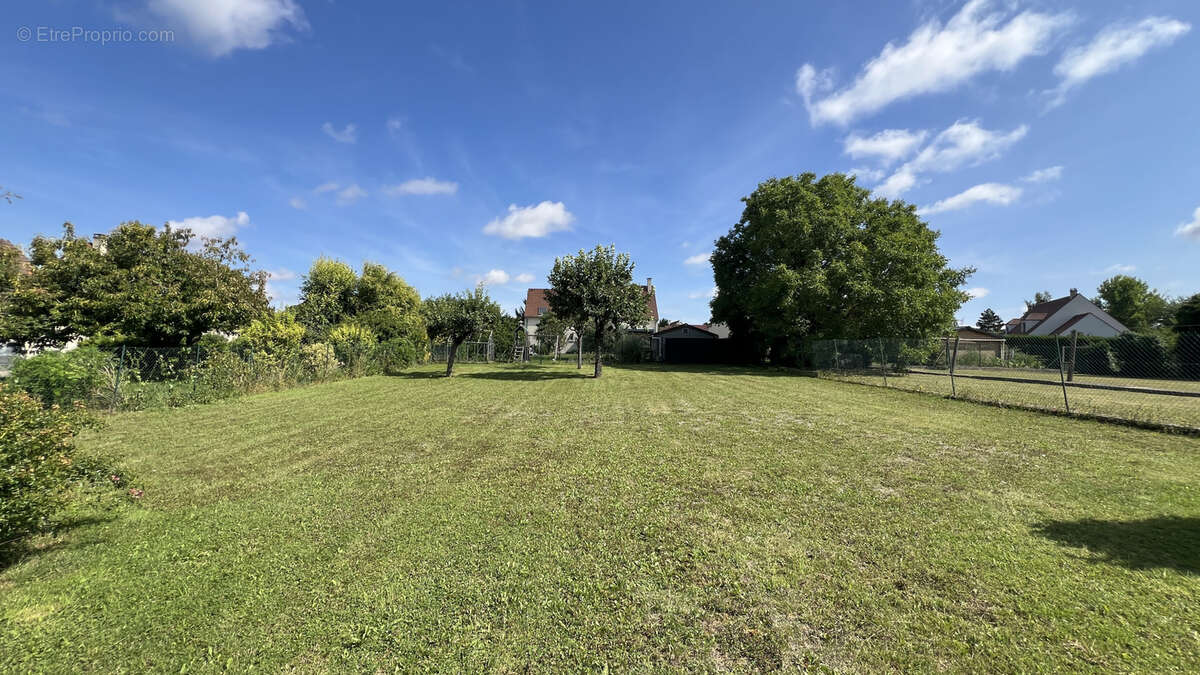 Maison à MONTFORT-L'AMAURY