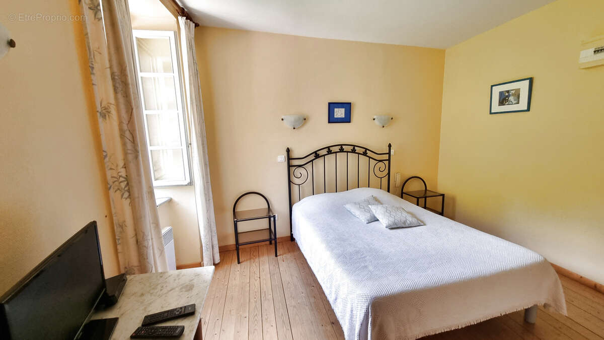 Maison à SAINT-ANDRE-DE-VALBORGNE