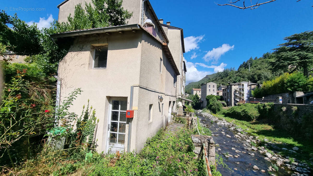 Maison à SAINT-ANDRE-DE-VALBORGNE