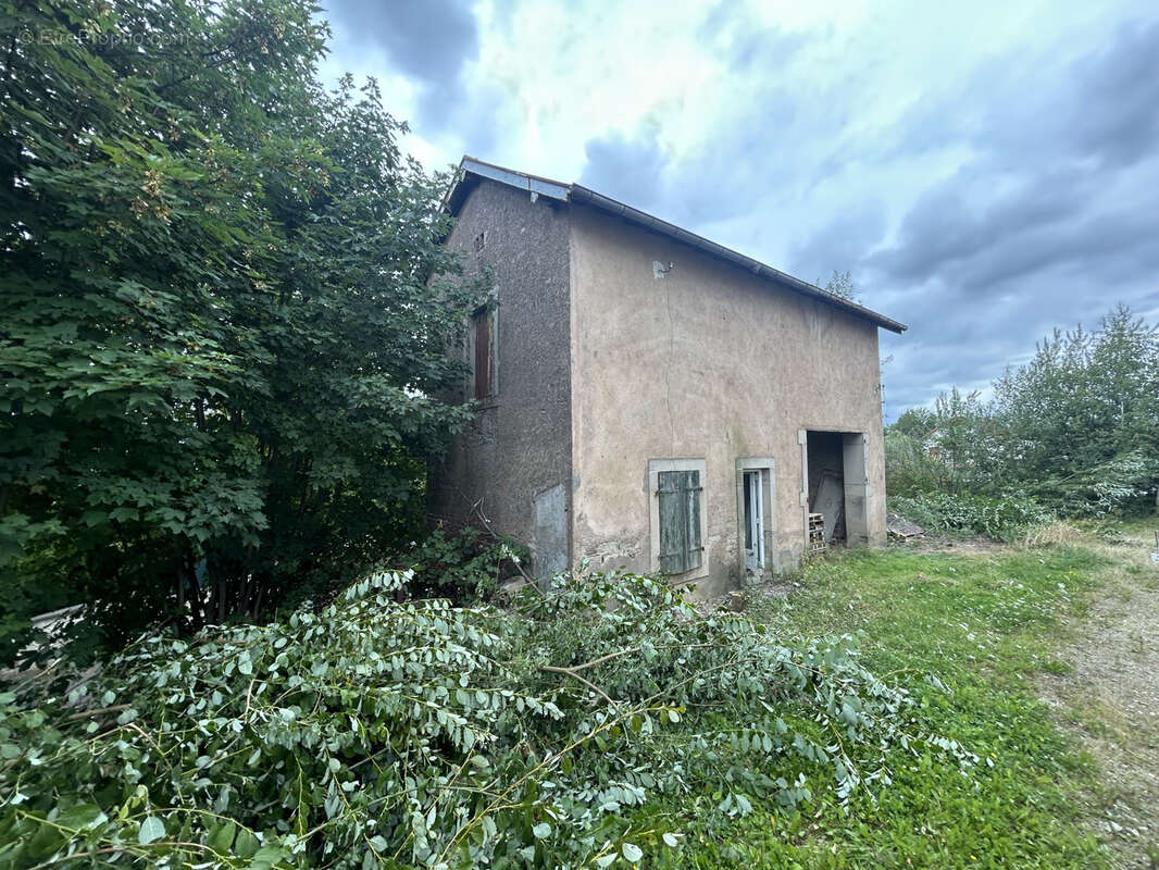 Maison à LUXEUIL-LES-BAINS