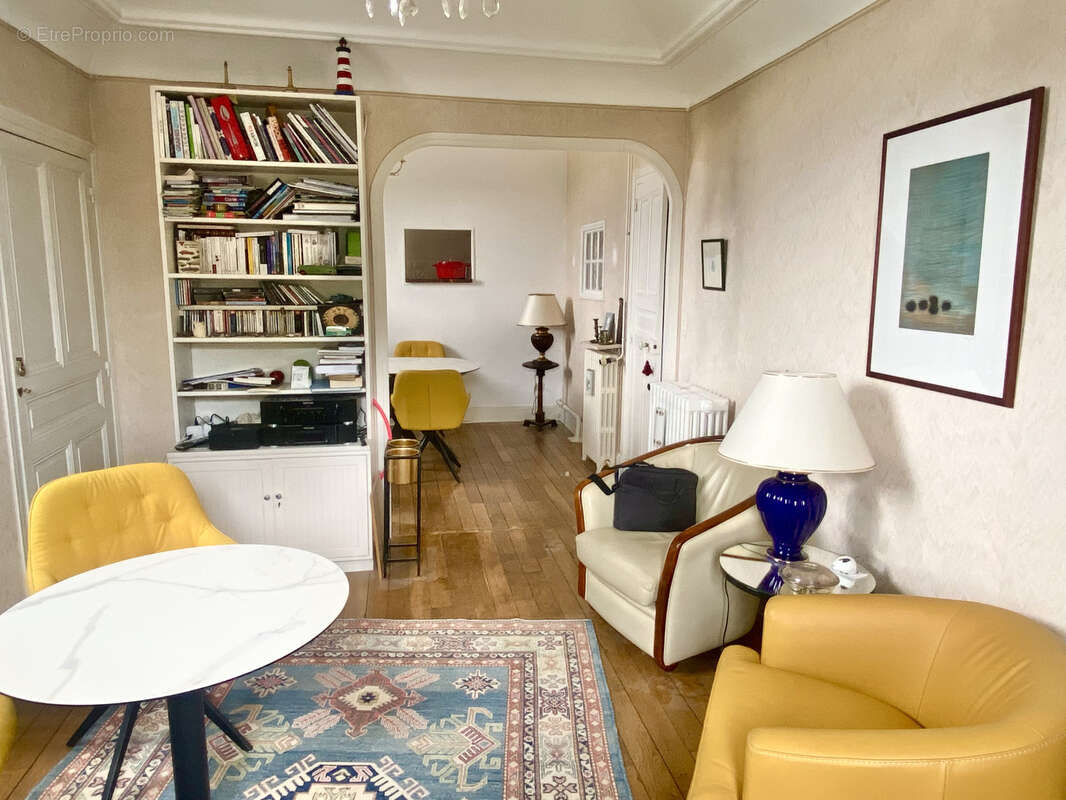 Appartement à VICHY