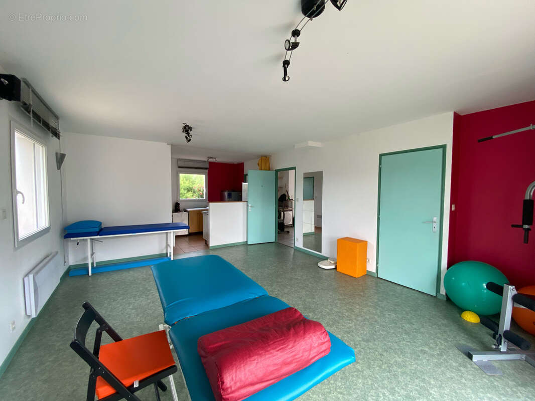 Maison à LANDEVIEILLE