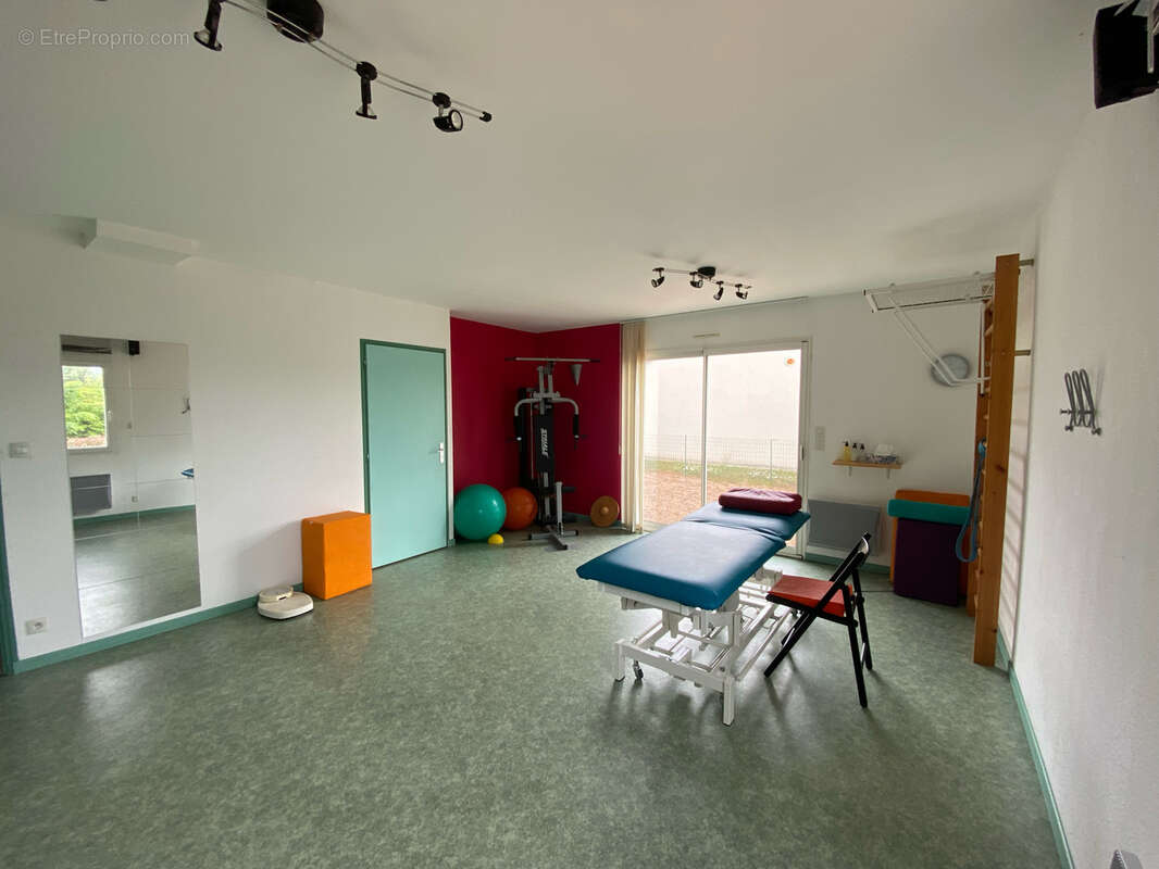 Maison à LANDEVIEILLE