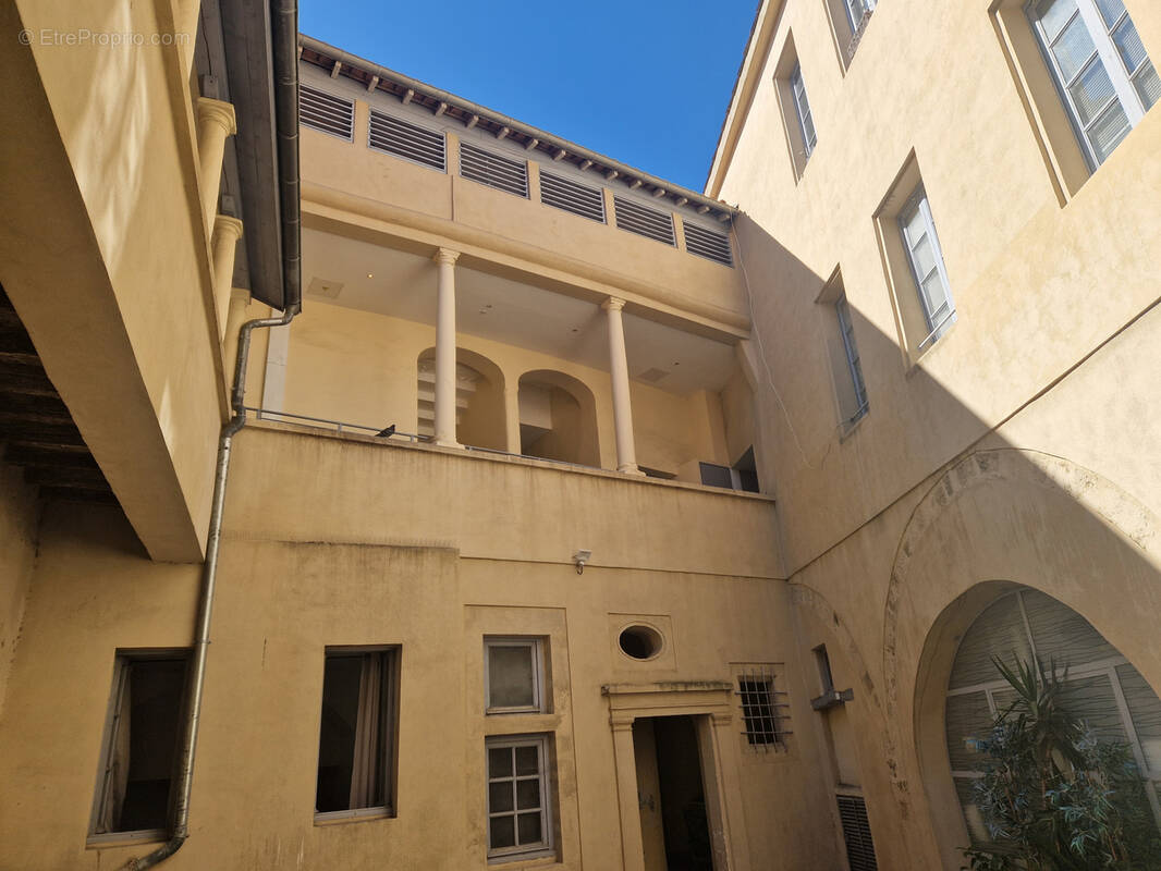 Appartement à BEZIERS