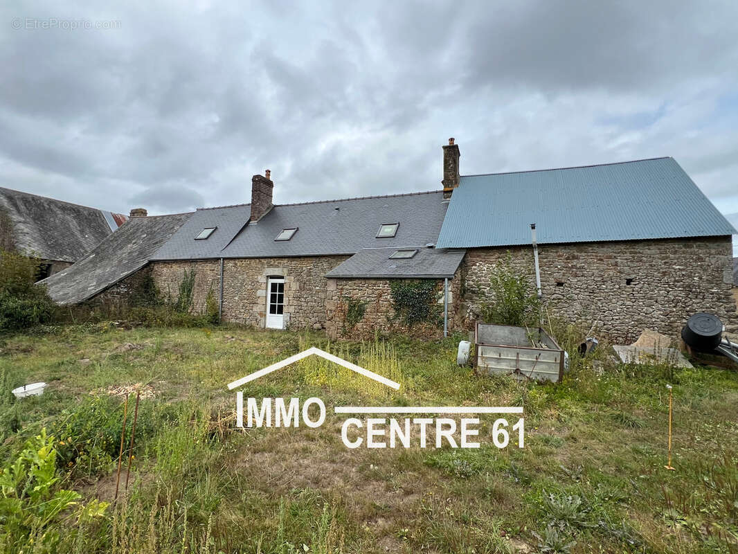 Maison à LA FERTE-MACE