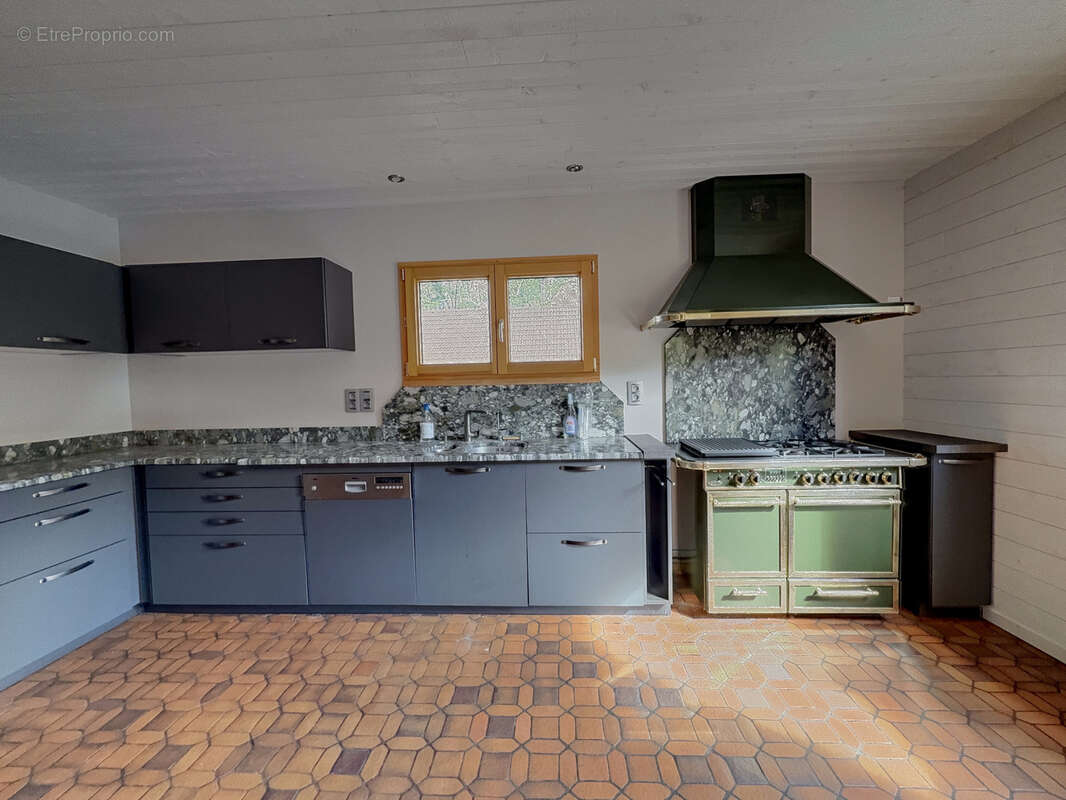 Maison à LES ECORCES