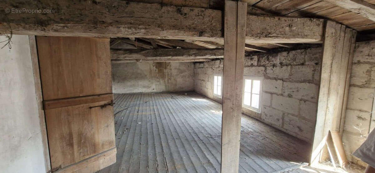 Maison à SAINT-FORT-SUR-GIRONDE