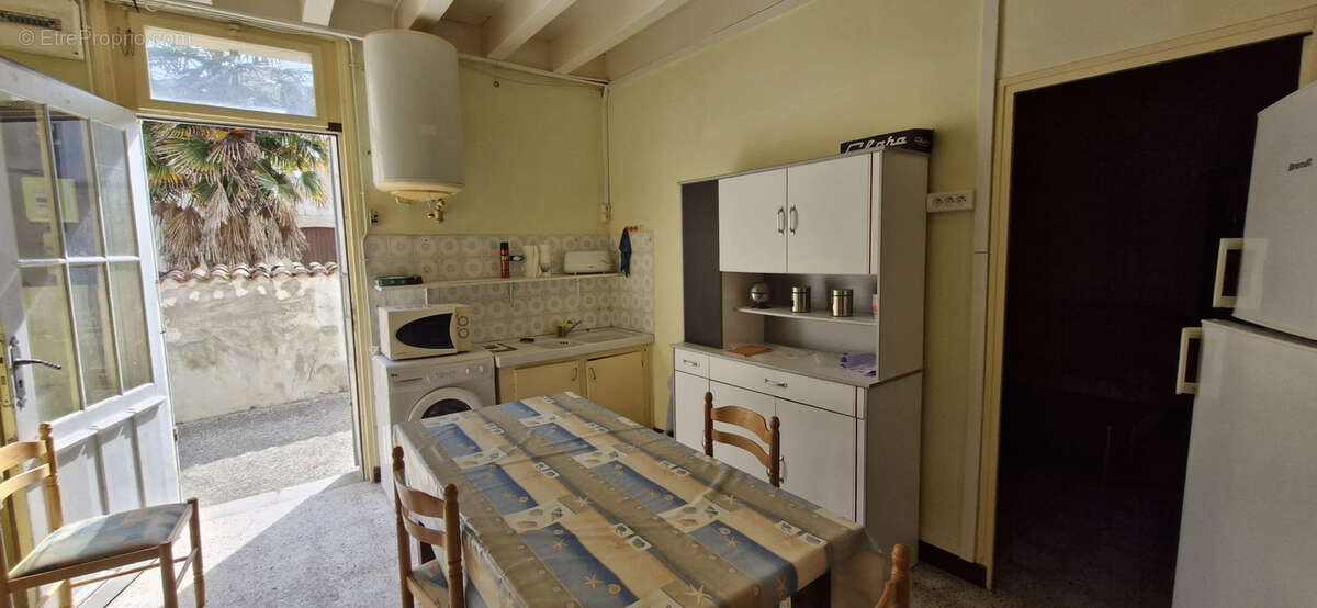 Maison à SAINT-FORT-SUR-GIRONDE