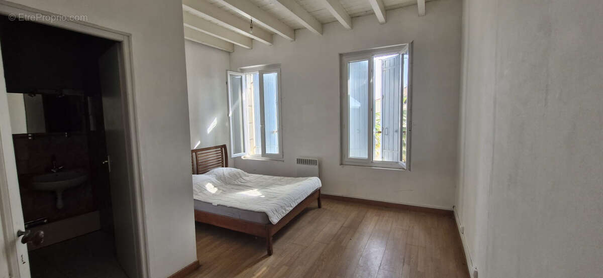 Maison à SAINT-FORT-SUR-GIRONDE