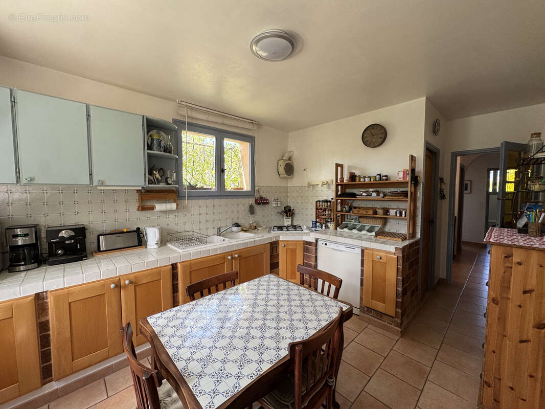 Maison à VILLES-SUR-AUZON