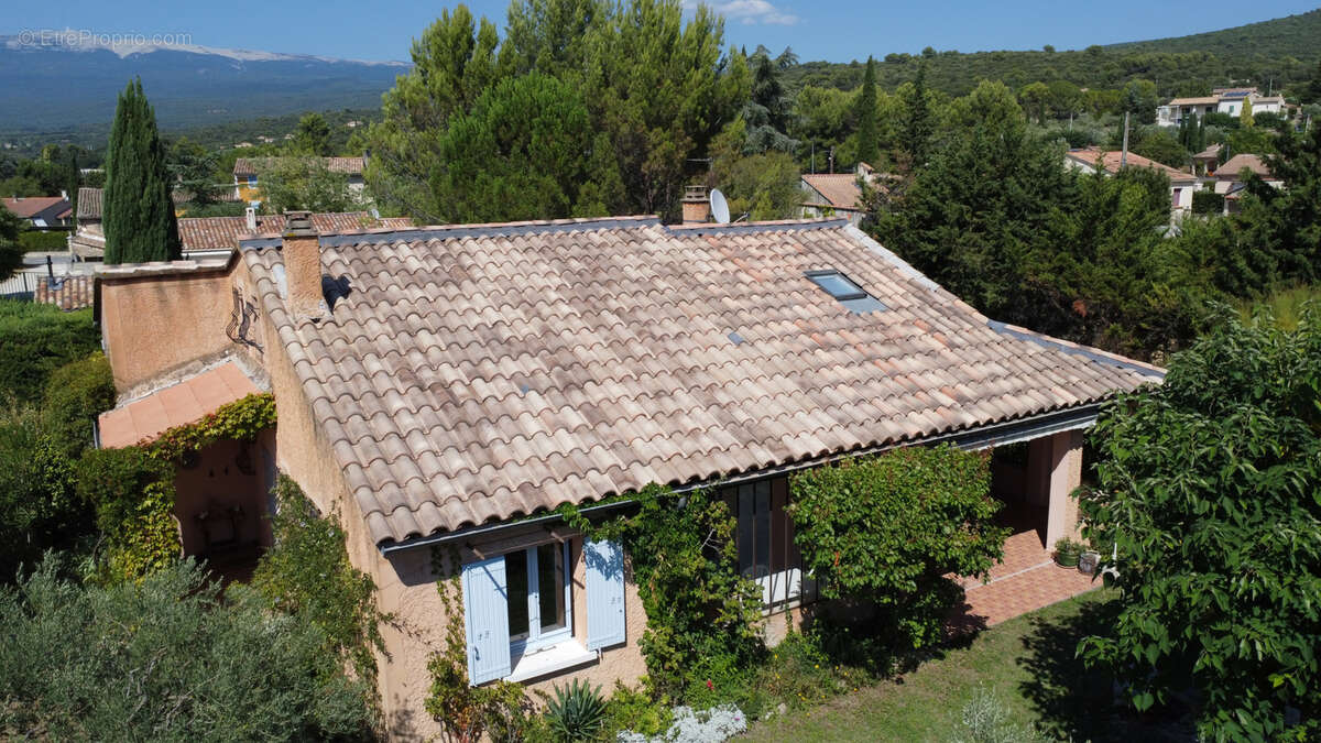 Maison à VILLES-SUR-AUZON