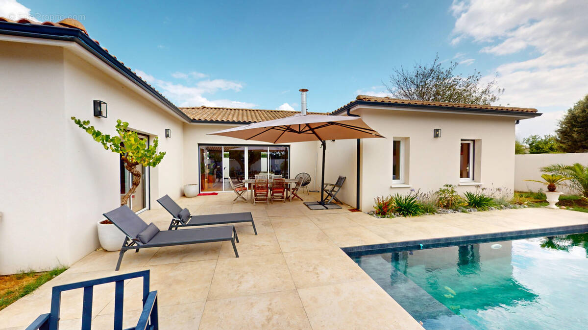 Maison à SAINT-MEDARD-D&#039;EYRANS