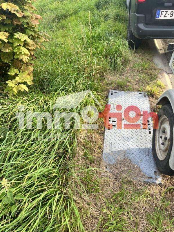 Terrain à FEUQUIERES-EN-VIMEU