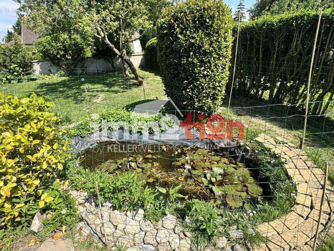 Maison à SAINT-QUENTIN-LA-MOTTE-CROIX-AU-BAILLY