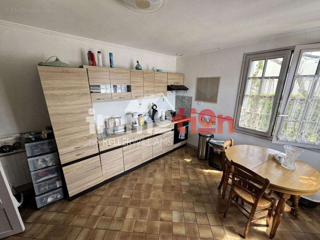 Maison à SAINT-QUENTIN-LA-MOTTE-CROIX-AU-BAILLY