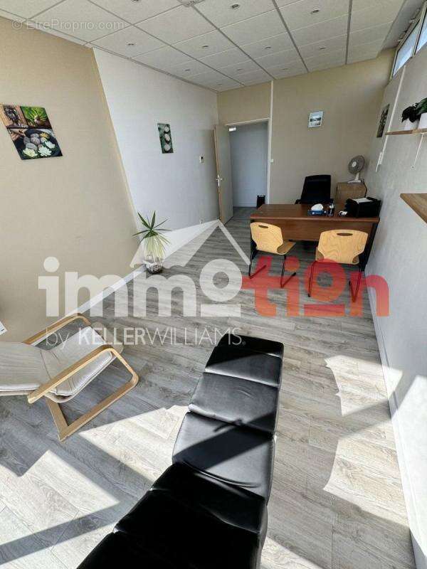 Commerce à FEUQUIERES-EN-VIMEU