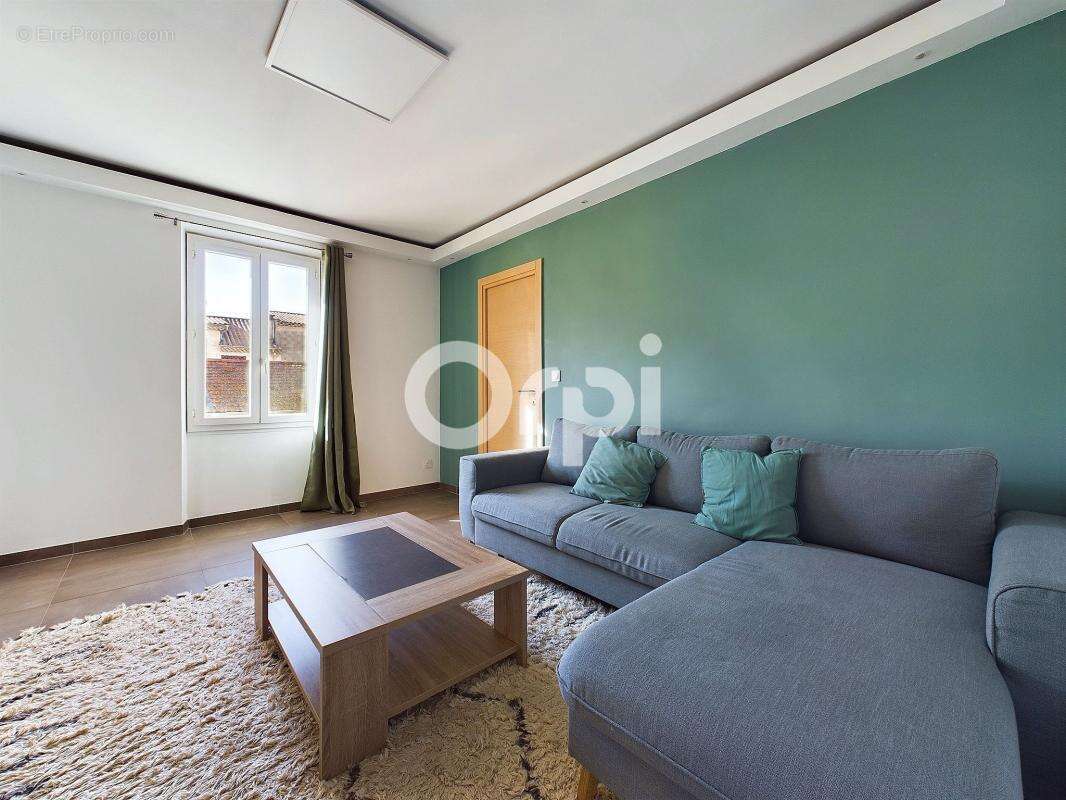 Appartement à MANDELIEU-LA-NAPOULE