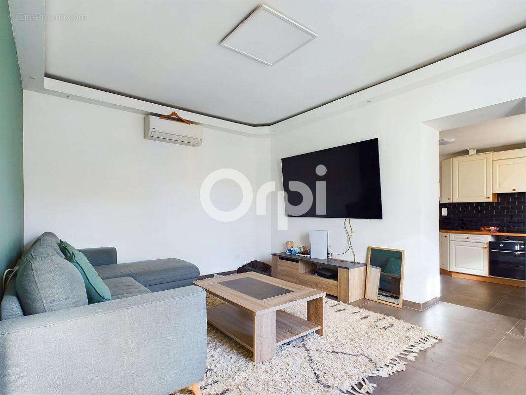 Appartement à MANDELIEU-LA-NAPOULE