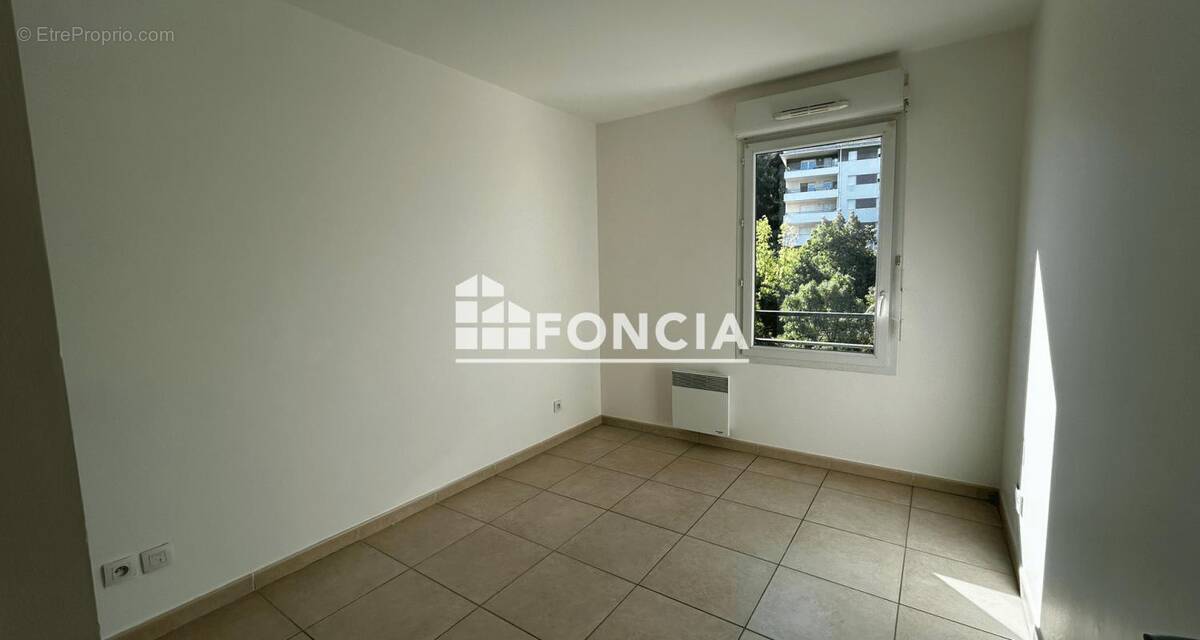 Appartement à MARSEILLE-13E