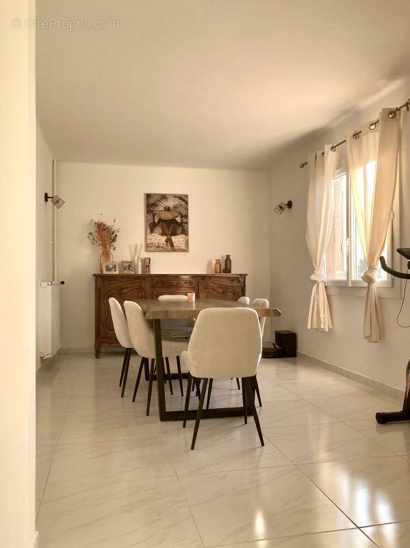 Appartement à MARSEILLE-12E