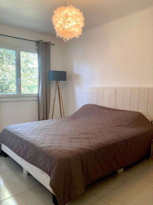 Appartement à MARSEILLE-12E