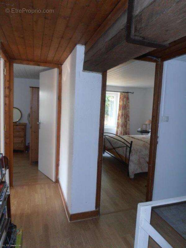 Maison à CHAMPAGNE-MOUTON