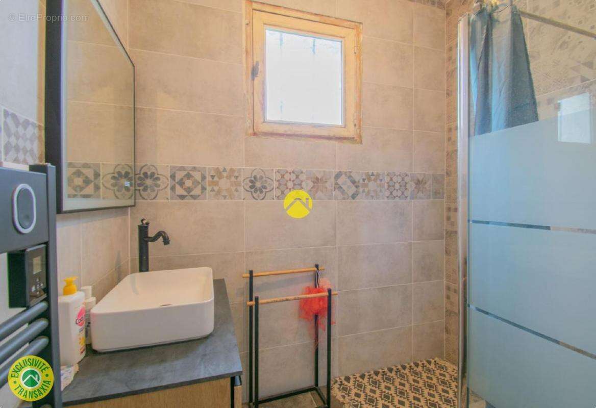 Maison à LE BUISSON-DE-CADOUIN