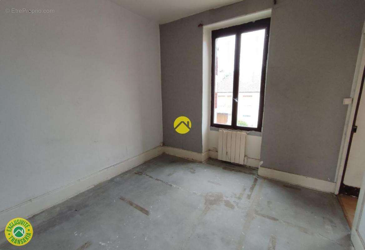 Maison à VAILLY-SUR-SAULDRE