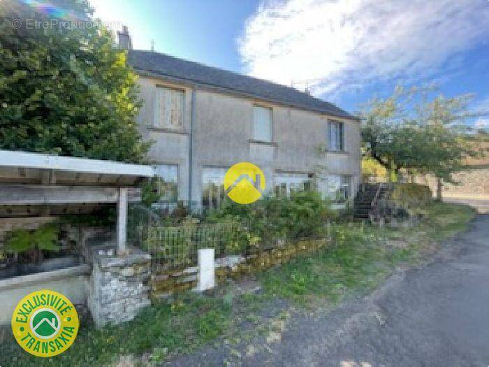 Maison à PIERREFORT