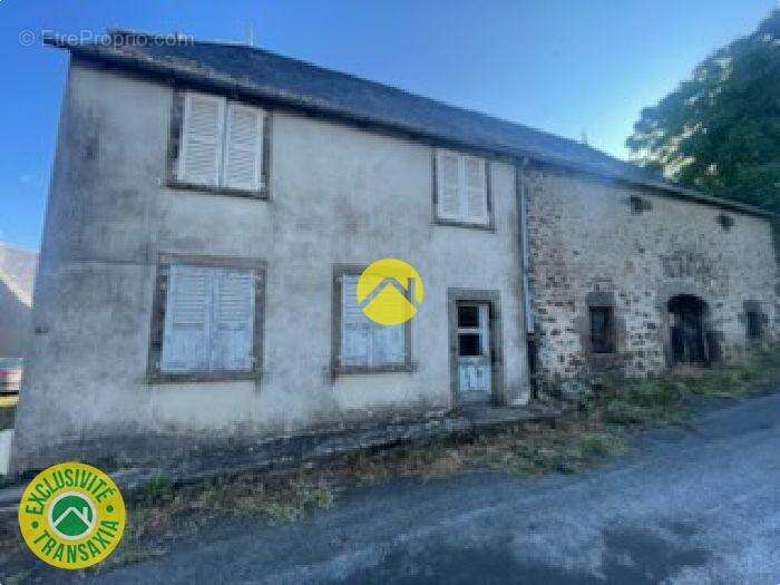 Maison à PIERREFORT